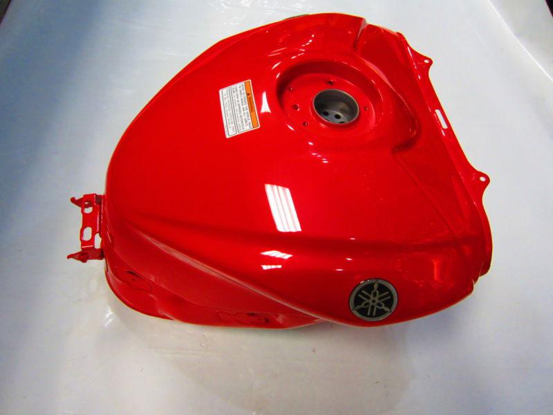 Sell Yamaha R6 Fuel Tank 08-13 Red - New in Hicksville, New York, US ...