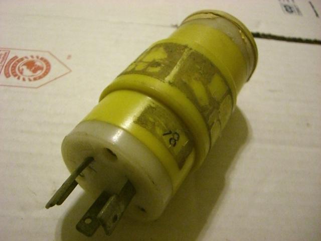 Marinco 84a 30a female to 20a male straight adapter