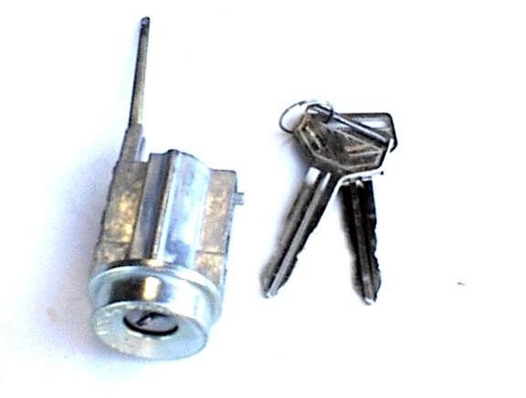 Ignition lock cylinder 91 92 93 94 95 toyota previa van