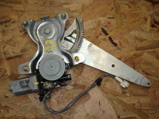 01-05 lexus is300 rh rear window motor regulator assy