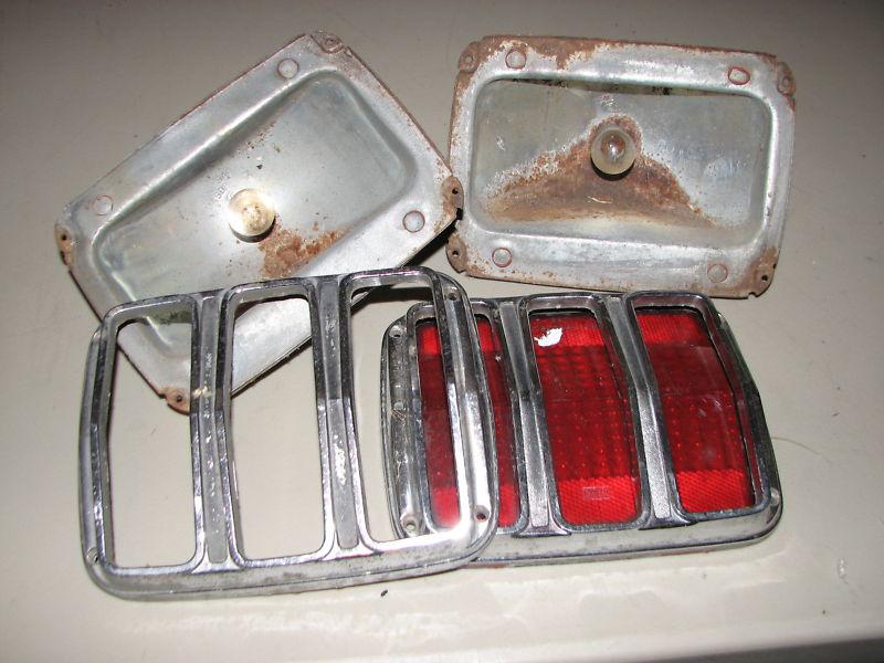 1965 ford mustang tail lite housing