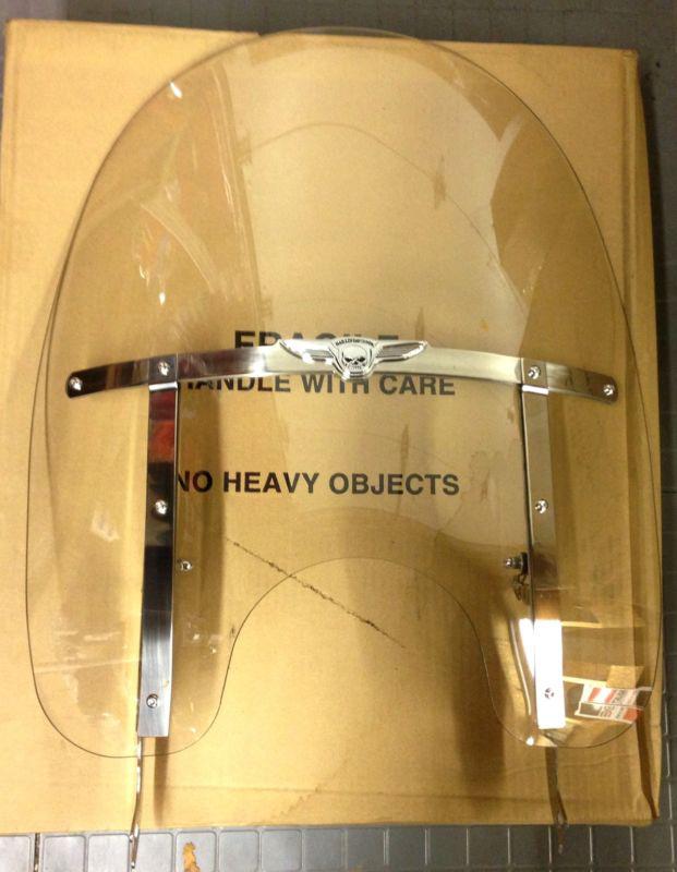 Harley-davidson softail flst,flstn, flstf detachable skull windshield 58693-04