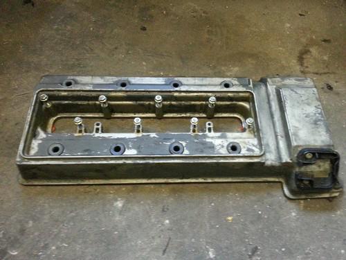 Oem bmw e39 e38 740il 540i 95-98 m62 valve cover pair left/right 4.4l
