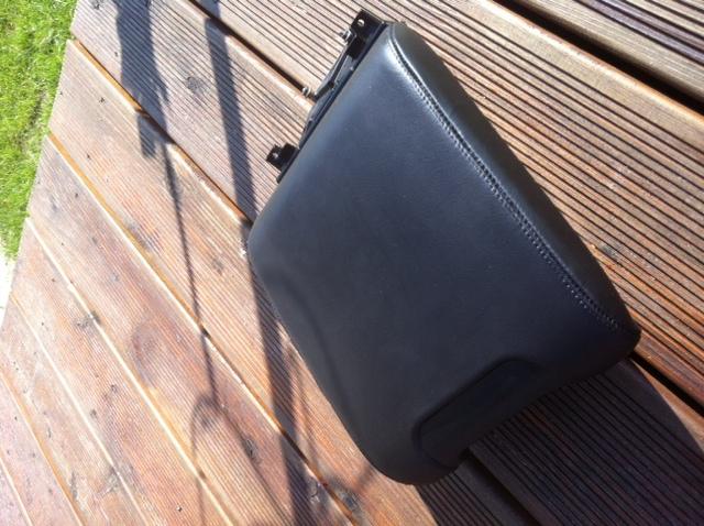 Bmw e39 m5 euro leather armrest arm rest black color slider