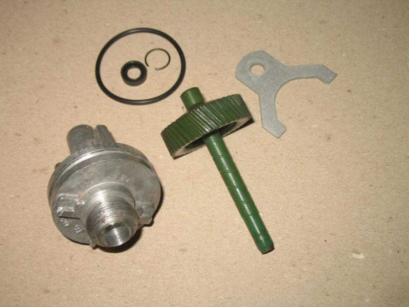 Buy TH400 Speedometer Gear Housing wseals, 42 tooth Gear, Retaining clip Used in Gilbert