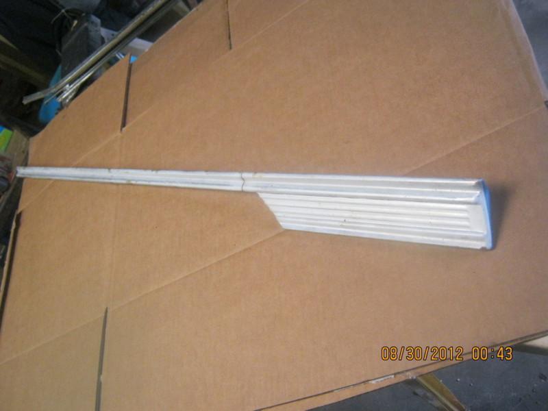 Plymouth valiant 1965 rh front door molding v-200 trim