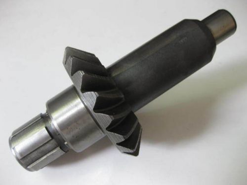 "vintage" 383113 (nla) omc upper case 19 teeth gear &amp; shaft 1960's early 1970's