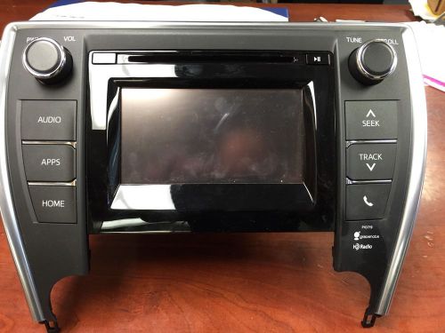 Genuine 2015 toyota camry entune hd radio  cd 86140-06210  p10719 used,