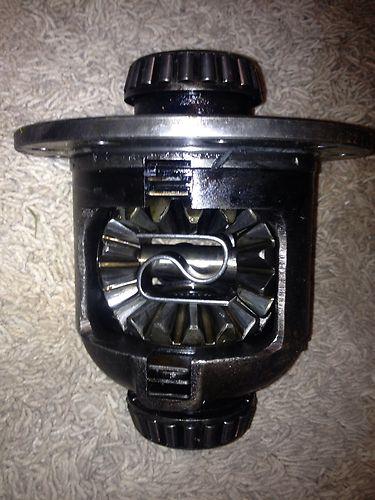 Ford 8.8 28 spline differential posi lsd unite carrier