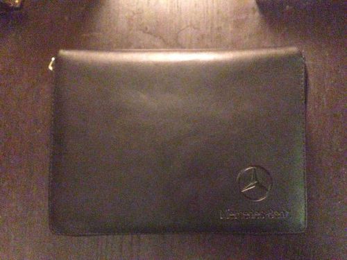 Mercedes benz r-class owner's manual with case