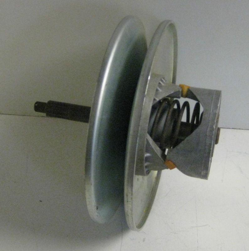 Salsbury 780  driven clutch 140400 vintage snowmobile atv's intergral shaft