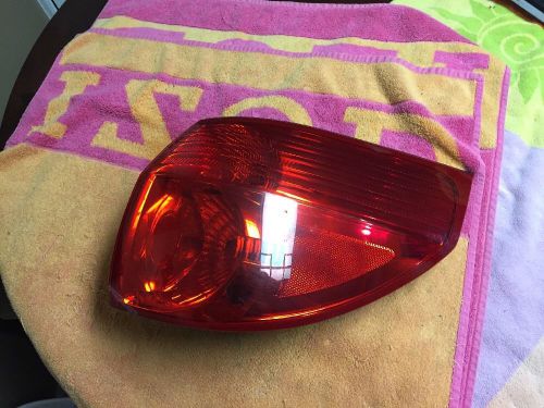 06-10 toyota sienna right passenger rear tail lamp light assembly oem