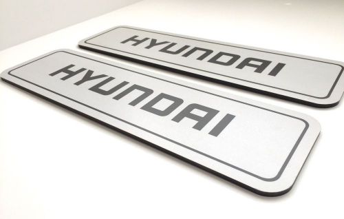 Hyundai european style license plate name plaques