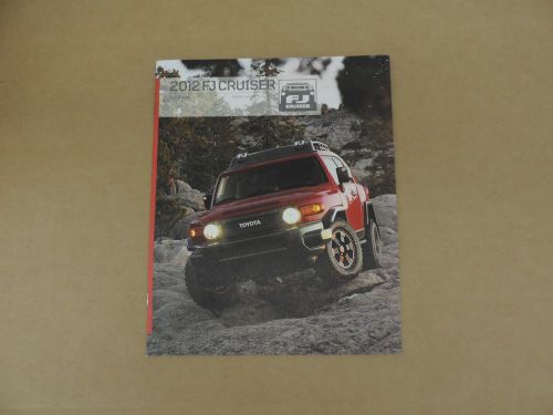 2012 toyota fj cruiser 4x2 4x4 sales brochure dealer catalog literature