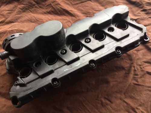 2005-2012 jetta 2.5 l. head cover oem valve cover,
