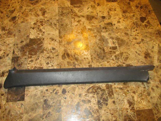 1981 toyota corolla  sedan & wagon front left garnish