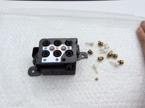 Bentley valve block air suspension 3d0616013b