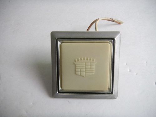 69-70 cadillac  flletwood deville eldorado rear corner lamp