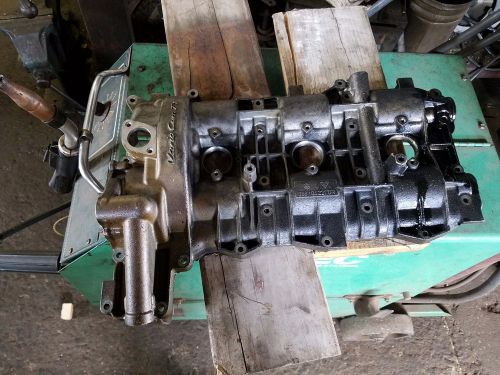 Porsche 996 right side 4-6 valve cover 9961042270r