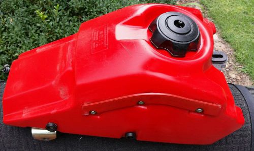 Trx250r red fuel tank with petcock and mounts gas tank. very nice!