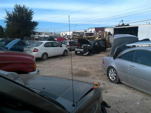 Xterra    2001 antenna 437816