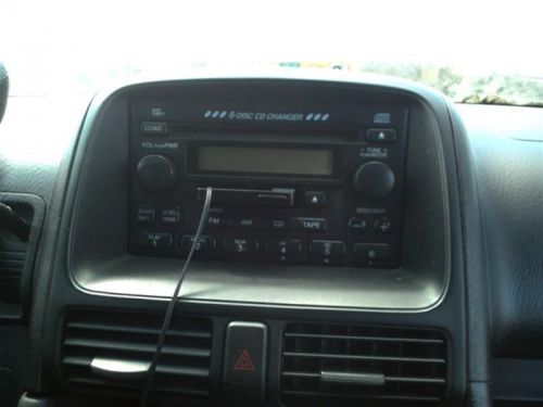 02-04 cr-v am fm cassette tape cd player radio (1tn1)