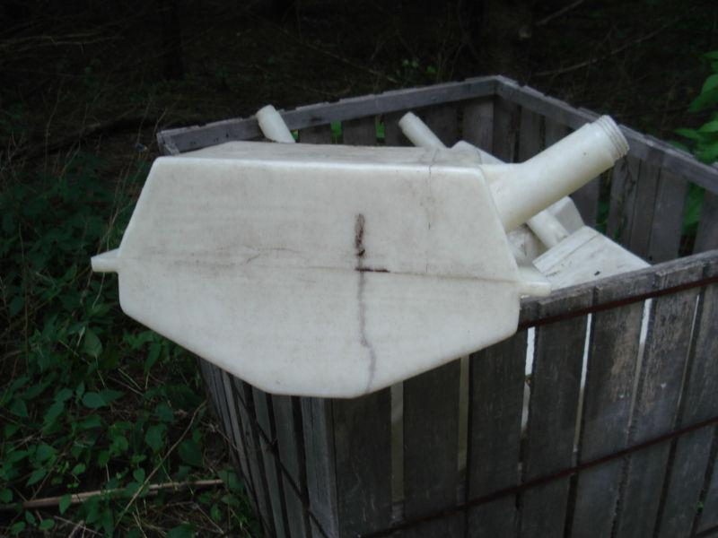 Buy RV/Truck Fuel Tank, 4 Gallon, 15" X 6" X 12", Gas or Diesel Tank