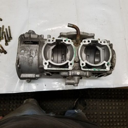 1995 skidoo ski-doo mxz 583 crankcase with oil gear and water pump 420886844