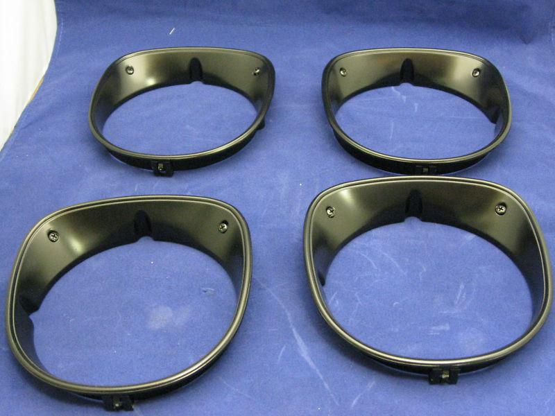 1970 chevelle head light bezels semi gloss black with screws