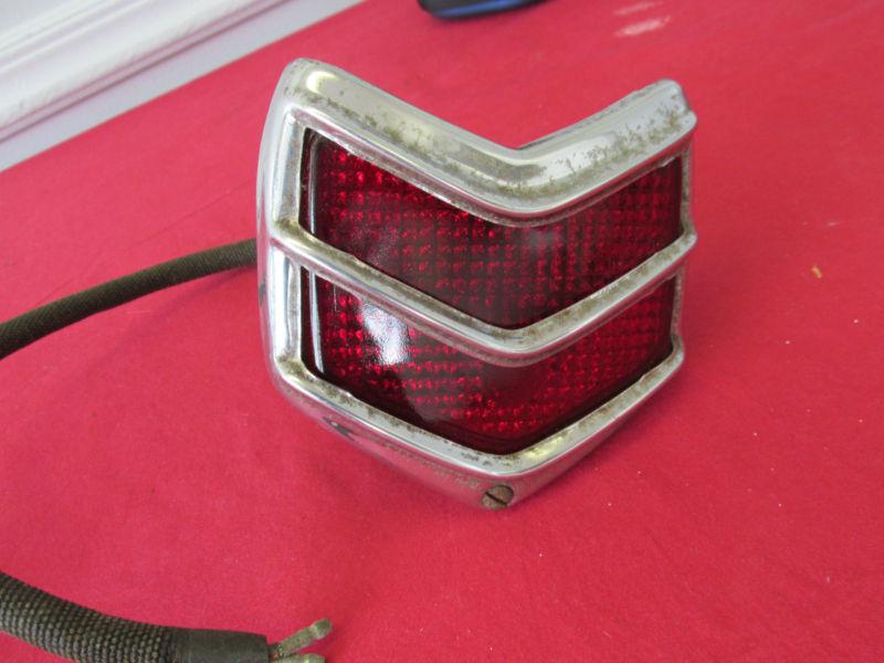 1940 ford tail light lamp assembly 1013