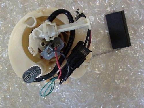 2003 MERCEDES C-CLASS USED FUEL PUMP, US $150.00, image 2