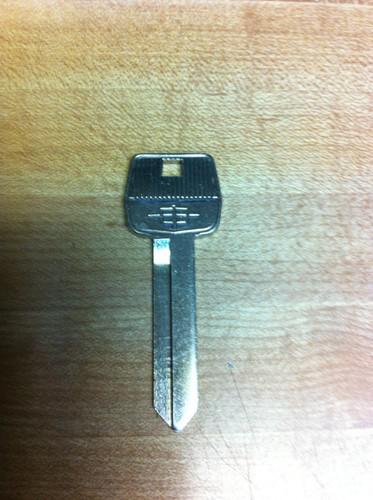 Lincoln town car ignition key blank.  with lincoln logo 1988-1994