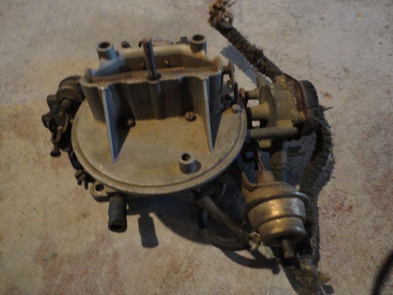 Ford 2 barrell carburetor