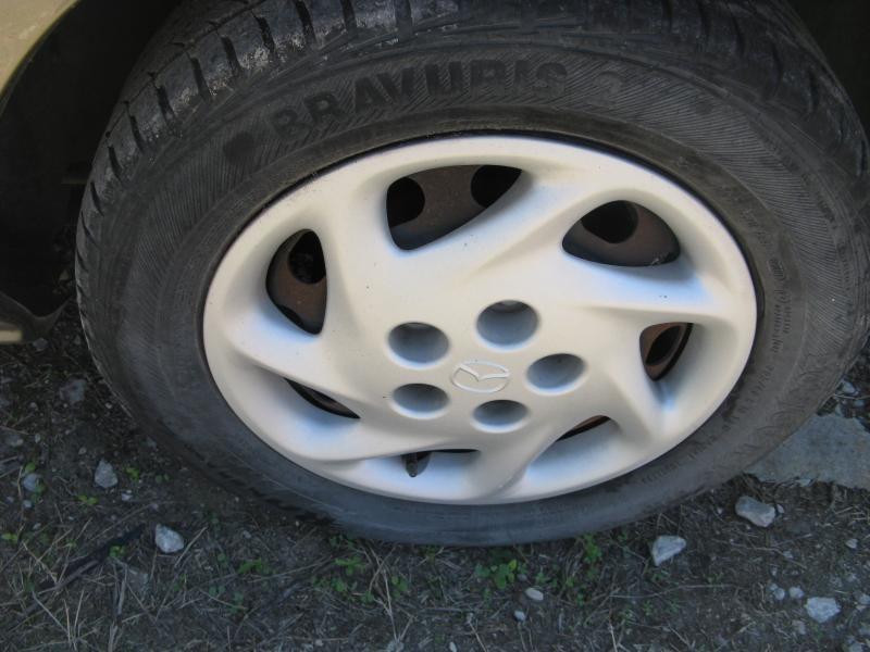 93 94 95 96 97 98 99 00 01 02 mazda 626 l left driver rear stub axle knuckle hub