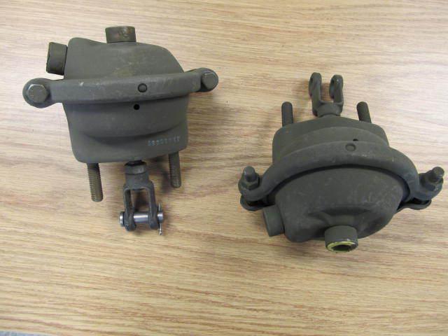 Air brake chamber type 9 wagner lockheed set of 2 new old stock