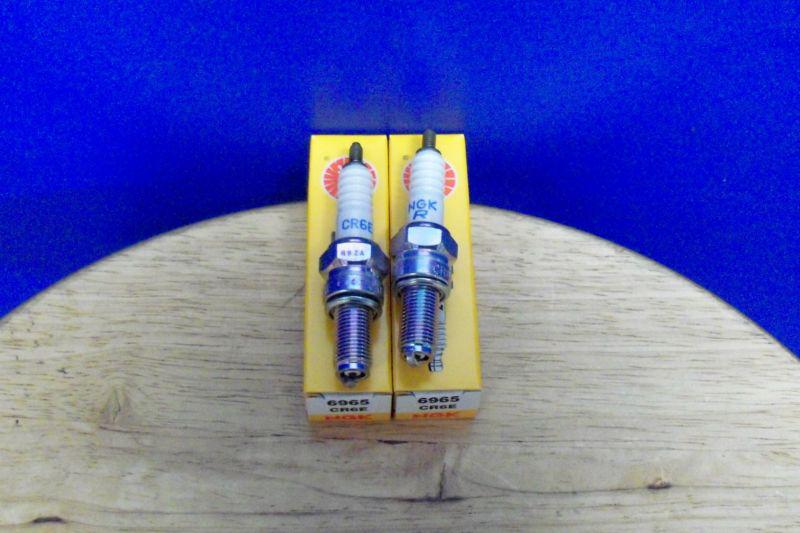 Set of 2 ngk spark plugs cr6e     6965   nib