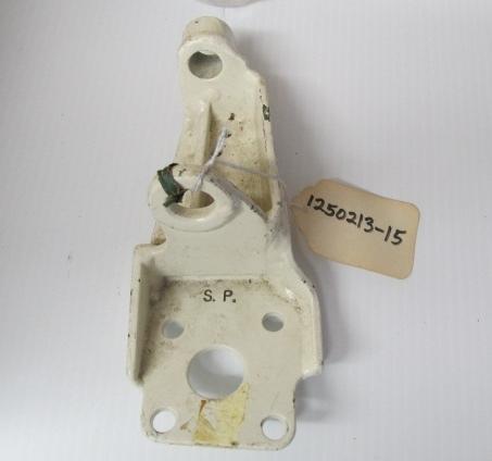 New nos cessna shock mount alternator support 1250213-15