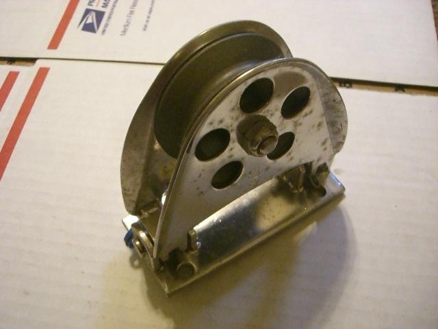 Schaefer 2-3/8" half-moon hinged fairlead 32-15-uc  $464.60