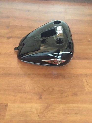 Harley davidson heritage softail gas tank black 2011-newer