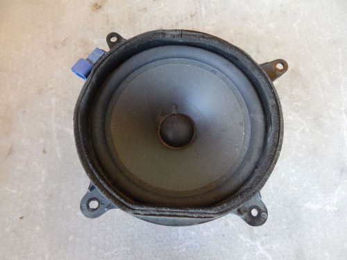 1995 1996 1997 lexus ls 400 rear subwoofer 86160-50110