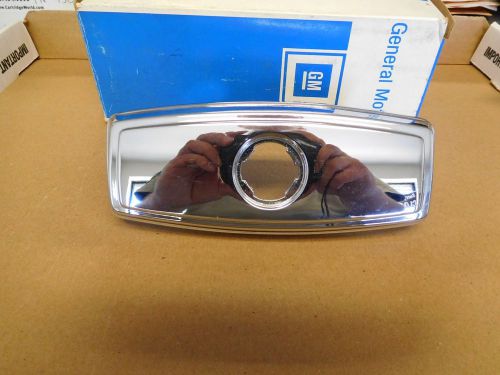 1973-1991 nos chevy surburban, blazer, gmc jimmy truck tailgate bezel