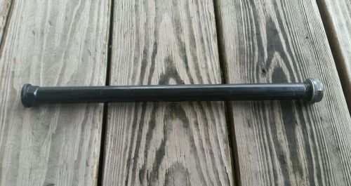 06-10 aprilia tuono rsv 1000 swing arm pivot bolt