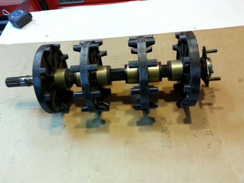 Skidoo 504151792 99-2002 mxzx 440 drive axle shaft 9 tooth 2.52" sprocket driver