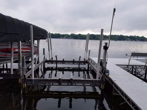 Floe vsd 10,000k boat lift