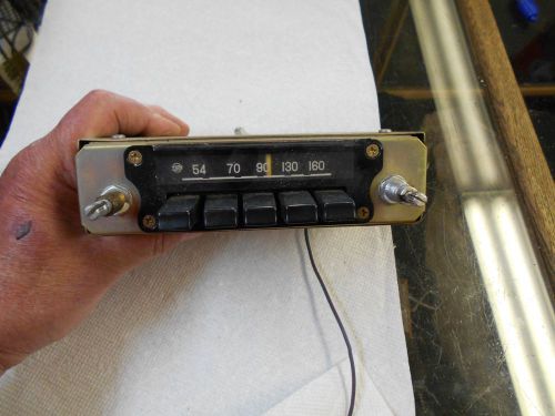 Vintage car push button radio  no. 401 made in japan