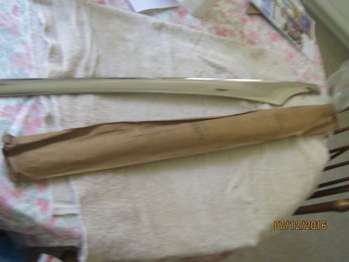 Nos 1949-1950 pontiac 4-door models left rear door moulding-part number 4562258