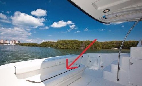 Sea ray cockpit bench seating