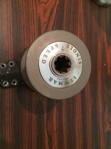 Lewmar single speed 7 winch