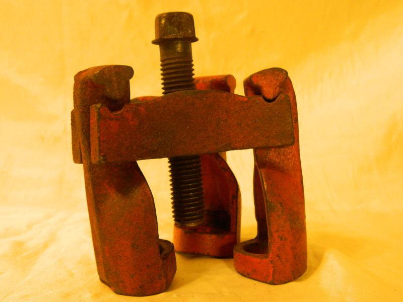 Vintage steering wheel puller rare cast iron tool vintage puller  