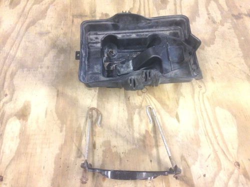 2003 ford escape battery tray w/ hold down 2001-2004